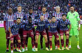 Trabzonspor 2021’deki liderliğini 2022’de şampiyonlukla...