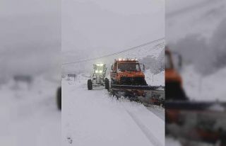 Tunceli-Erzincan yolu tır geçişine kapandı