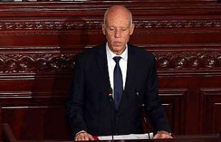 Tunus gelecek yıl referandum ve parlamento seçimleri...