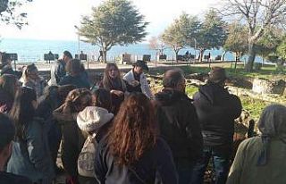 Turist rehberleri Burhaniye’ye hayran kaldı