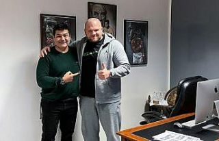 Türk boks kulübü EC BOXİNG’den dev transfer