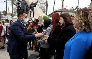 Türk kadınına seçme ve seçilme hakkı verilişinin...