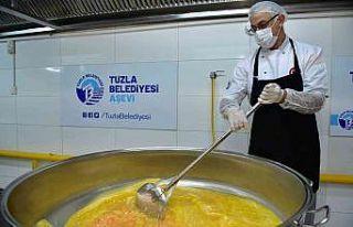 Tuzla Belediyesi Aşevi ihtiyaç sahibi ailelerin...