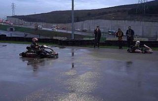 Tuzla Karting Pisti’nde yağmur altında müthiş...