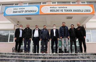 Uçak Yatağan’da okulları ziyaret etti