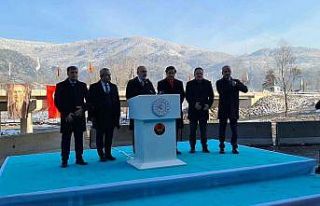 Ulaştırma Bakanı Karaismailoğlu Filyos 5 köprüsünü...