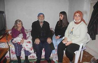 Üniversite öğrencileri bakıma muhtaç yaşlıların...