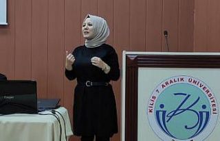 Üniversitede “Bağımlılıkta Aile Rolleri”...