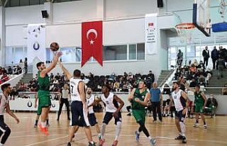 Üniversitelerarası 2. Lig Basketbol Müsabakaları...