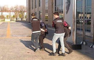 Uşak’ta 1 kilo 300 gram metamfetaminle yakalanan...