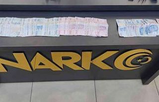 Uşak’ta 1 kilo 869 gram skunk ele geçirildi