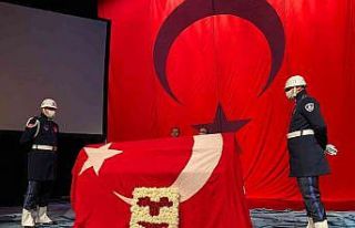 Usta oyuncu Sezai Aydın için Musahipzade Celal Sahnesi’nde...