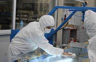 Uzay istasyonu değil, otomobil camı üretim alanı