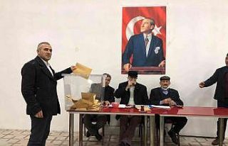 Uzunkaya yeniden başkan seçildi