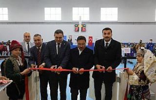 Vali Çiçek, Kadın Kültür Market’in açılışını...
