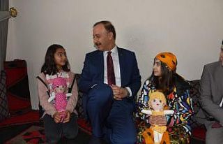 Vali Erin, Viranşehir’deki ezidi vatandaşlarla...