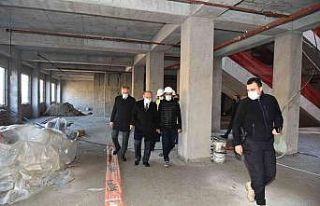 Vali Karadeniz, İnşaatı Devam Eden Okullarda İncelemelerde...
