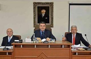 Vali Memiş: Devletimizin tek kuruşunu boşa harcamıyoruz