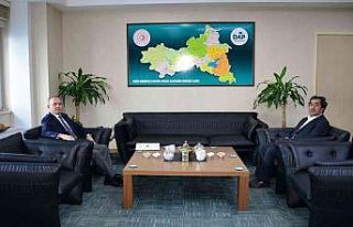 Vali Öner, DAP idaresi’ni ziyaret etti