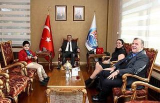 Vali Su, dereceye giren öğrenciyi kabul etti