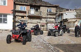 Vali tanıtım için protokolle ATV’ye binip köy...