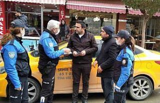 Van polisi taksicileri bilgilendirdi
