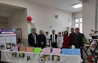 Van’da ‘TÜBİTAK 4006 Bilim Fuarı’ sergisi