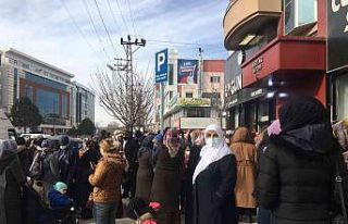 Van’da Uygun AVM’de indirim izdihamı