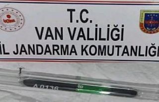 Van’da üzerinde ‘Catalyzed Lıquıd Pure’ yazılı...