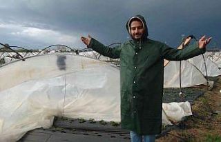 Yağmur ve fırtına sonrası seralarda hasar büyük