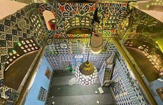 Yaptığı camii maketinde tek eksik imam