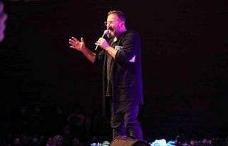 Yazar Talha Bora Öge Aksaray’da öğrencilerle...