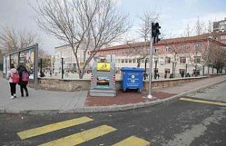 Yeni nesil yerüstü çöp konteynerlerin dağıtımı...