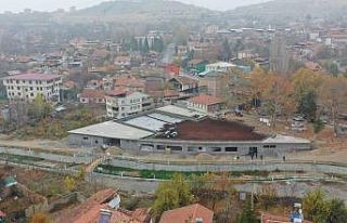 Yeşilyurt güreş sahası inşaatı hızla ilerliyor