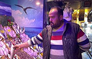 Yılın son gününde balık tezgâhlarında yoğunluk