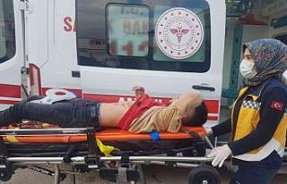 Yol ortasındaki çukur kazaya neden oldu: 1 yaralı