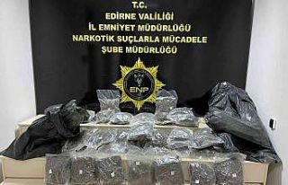 Yolda bulunan 14 kilo uyuşturucuya 4 tutuklama