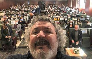Yönetmen Müfit Can Saçıntı: "Hayallerinizden...