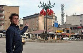 Yüksekovalı çocuklardan İsviçreli turiste İngilizce...