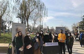 Yunus Emre ve Mehmet Akif’i unutmadı