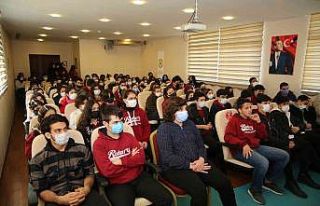 Yüreğir’de "Yerim Seni YKS" seminerleri...