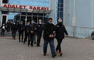 Yurtdışına kaçmaya çalışan FETÖ üyeleri saklandıkları...