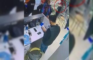 Zeytinburnu’nda çocuk hırsız 23 bin liralık...