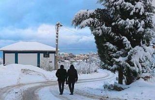 Zonguldak’ta kartpostallık kar manzaraları