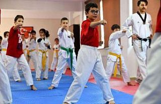 2021 yılında 3 bin 45 kişi bu tesiste spor yaptı