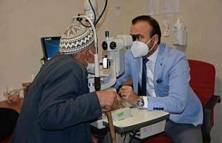 20 yıldır görmeyen gözü PAÜ Hastanesinde açıldı