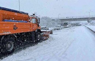 37 aracın zincirleme kaza yaptığı TEM tek şeritten...