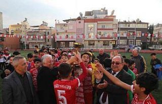 3 Ocak Minikler Futbol Turnuvasında şampiyon Toroslar...