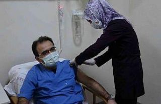 4. doz aşısını olan Vali Ayaz’dan vatandaşlara...