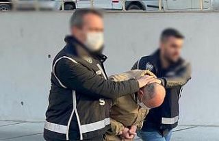 4 yıldır firari olan Kıdemli Binbaşı yakayı...